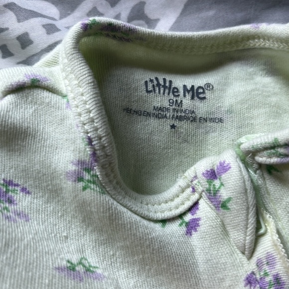 Baby onesies - Picture 5 of 6